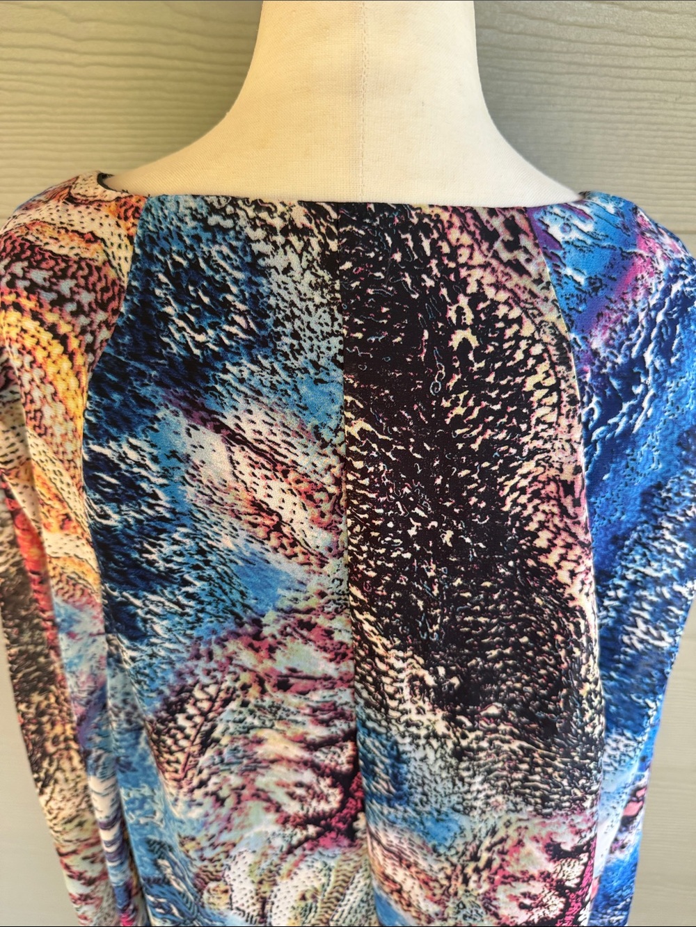 Linea Domani Colorful Layered Top - Picture 6 of 9